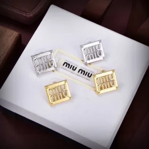 2025SS イヤリング MIU MIU ミュウミュウ ガーリーで洗練されたフェミニン感 商品画像 1