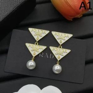 2025SS PRADA プラダ 存在感ばっちりなアイテム イヤリング 商品画像 1