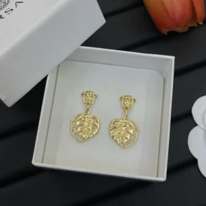 2025SS VERSACE ヴェルサーチェ 大切な方へのギフト イヤリング 商品画像 1