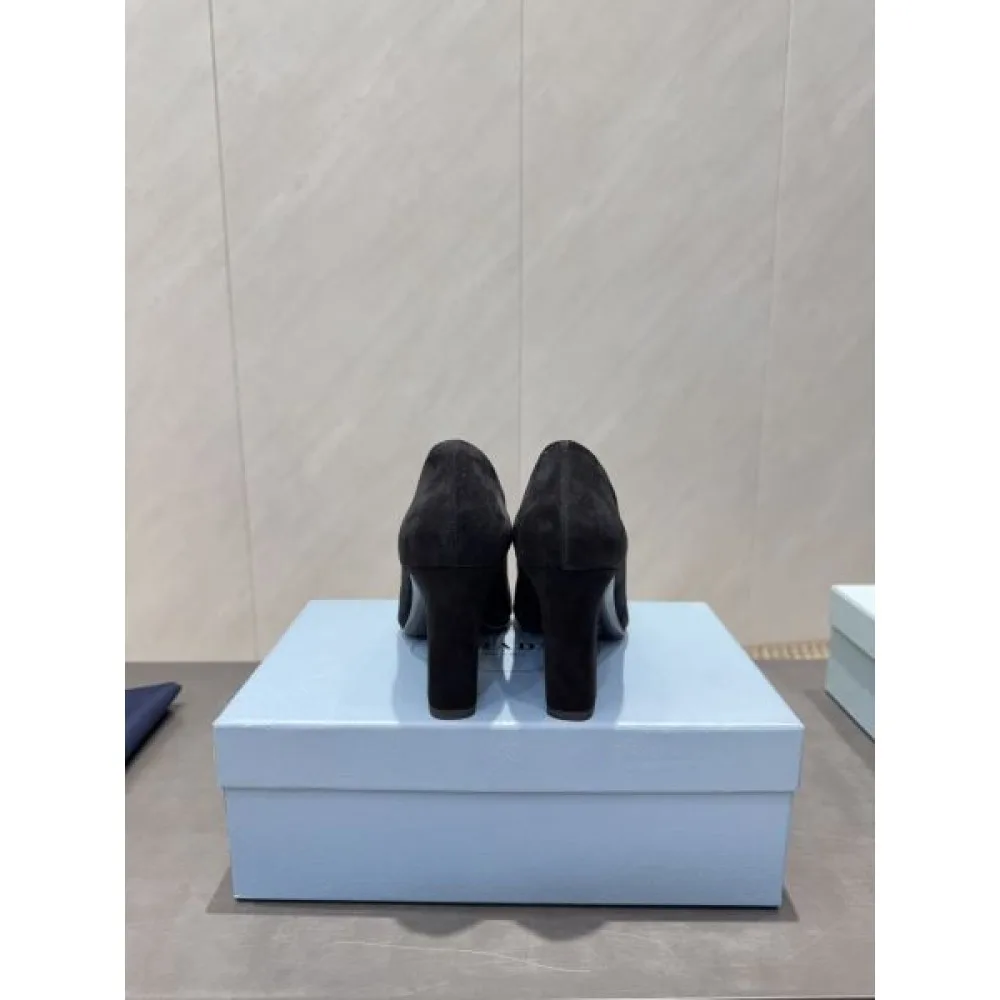2025FW 雑誌&街で話題の人気 PRADA プラダ ハイヒール 商品画像 8