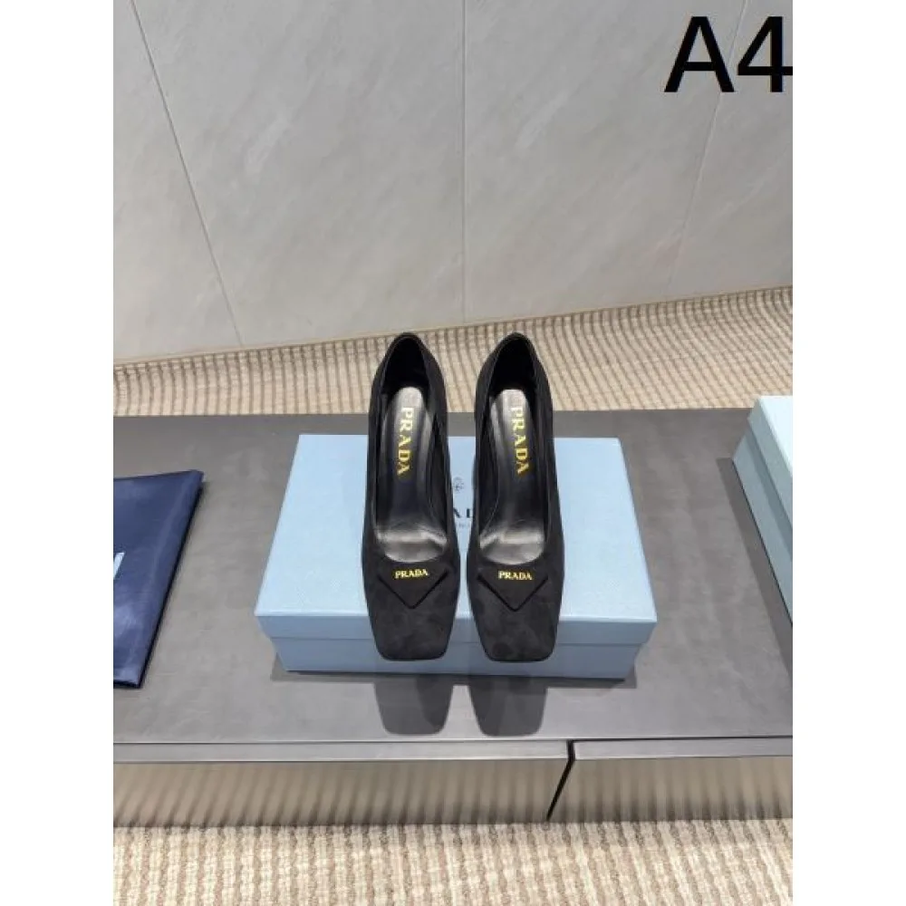 2025FW 一歩先のおしゃれ上級者 PRADA プラダ ハイヒール 商品画像 4