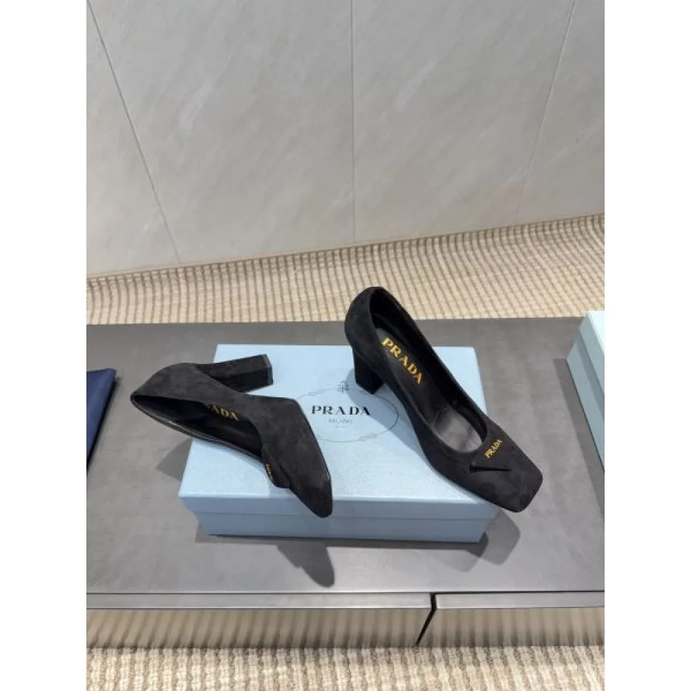 2025FW 一歩先のおしゃれ上級者 PRADA プラダ ハイヒール 商品画像 6