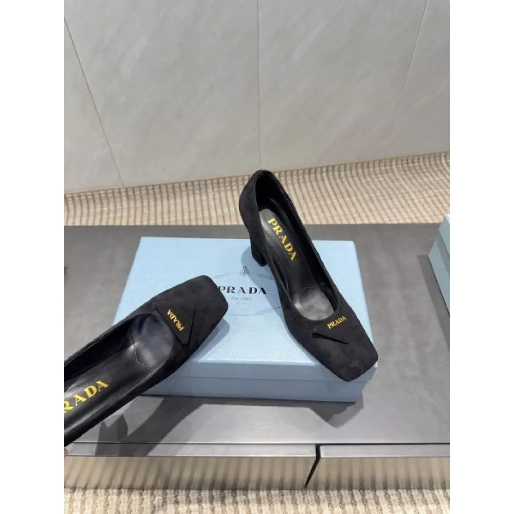 2025FW 一歩先のおしゃれ上級者 PRADA プラダ ハイヒール 商品画像 7