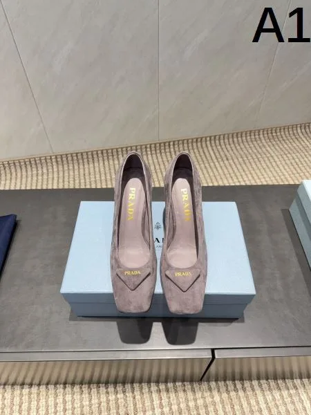 2025FW 一歩先のおしゃれ上級者 PRADA プラダ ハイヒール 商品画像 10