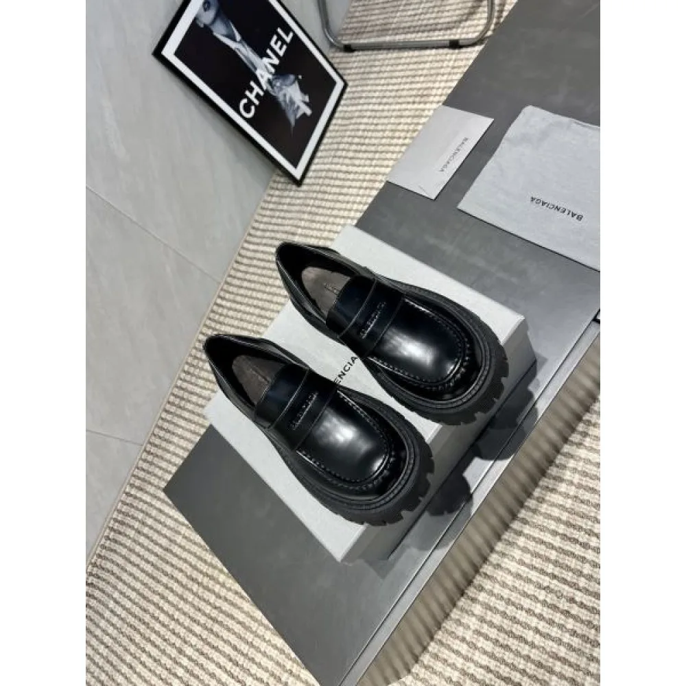 2025FW レディース カジュアルシューズ BALENCIAGA バレンシアガ 愛用者多数の人気高品質レプリカ 商品画像 3