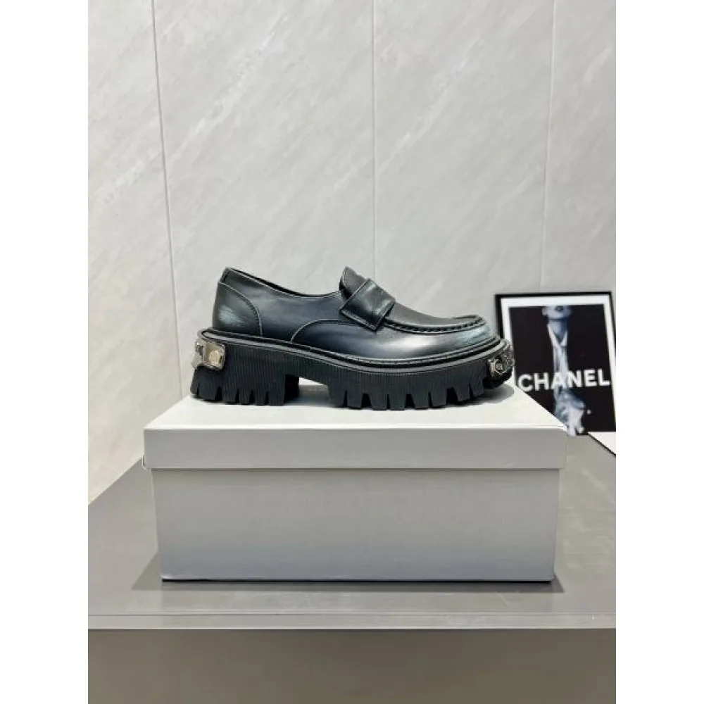 2025FW レディース カジュアルシューズ BALENCIAGA バレンシアガ 雑誌掲載話題のトレンドモデル 商品画像 5