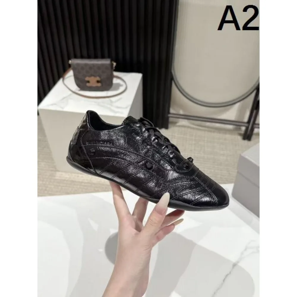 2025FW 高好感度で差がつく BALENCIAGA バレンシアガ カジュアルシューズ 商品画像 2