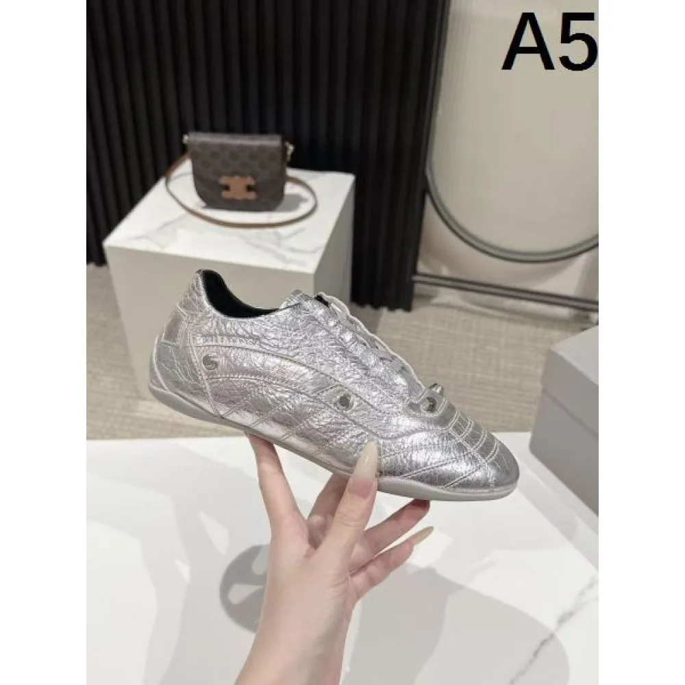 2025FW 高好感度で差がつく BALENCIAGA バレンシアガ カジュアルシューズ 商品画像 5