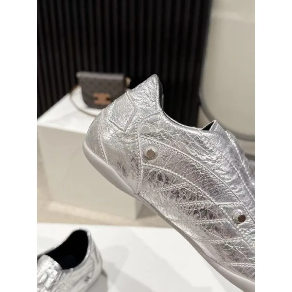 2025FW 高好感度で差がつく BALENCIAGA バレンシアガ カジュアルシューズ 商品画像 9