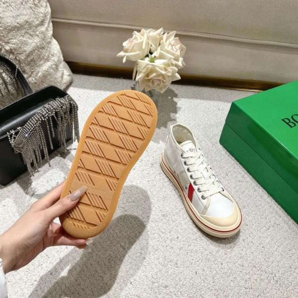 2025SS BOTTEGA VENETA ボッテガヴェネタ 人気新作 レディース用 カジュアルシューズ 商品画像 10