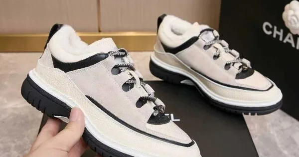 2025FW 秋冬限定で大人気 CHANEL シャネル 新作カジュアルシューズ 商品画像 10