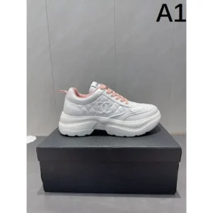 2025FW 軽やかで快適な履き心地 CHANEL シャネル カジュアルシューズ 商品画像 1