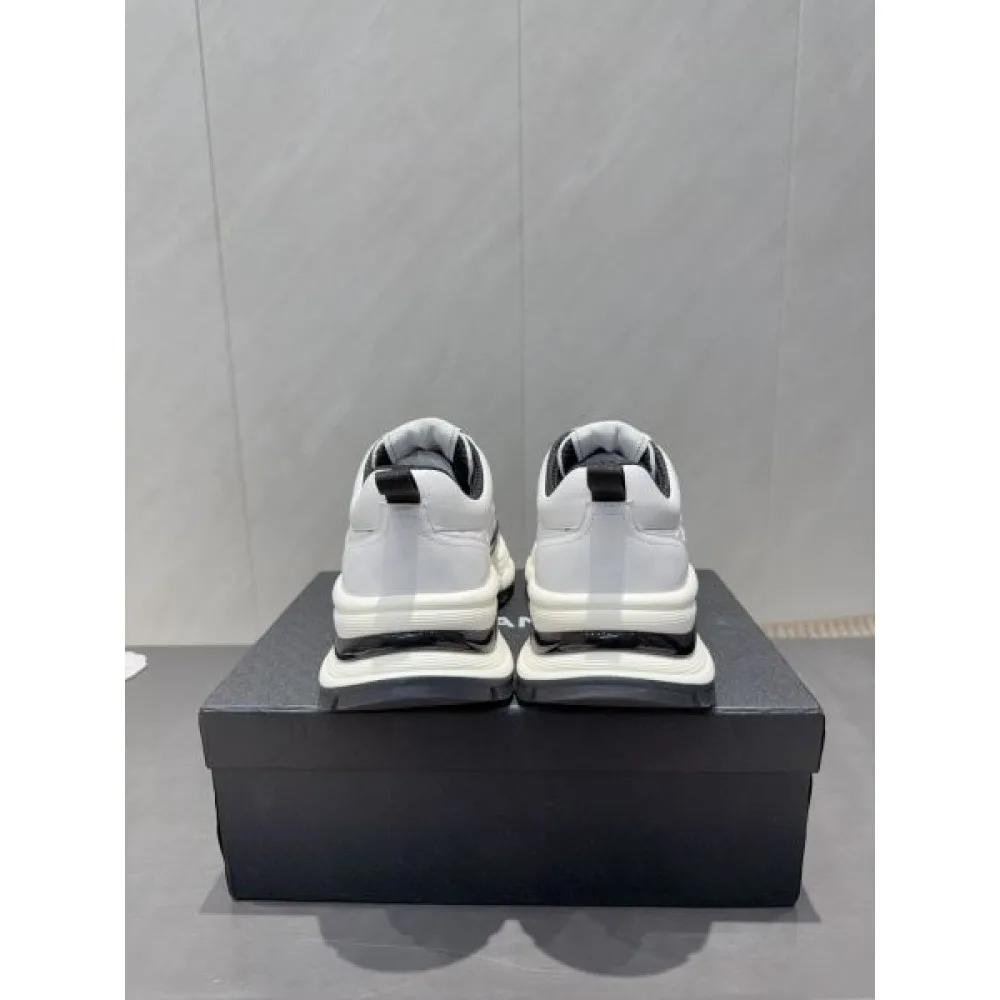 2025FW 軽やかで快適な履き心地 CHANEL シャネル カジュアルシューズ 商品画像 8