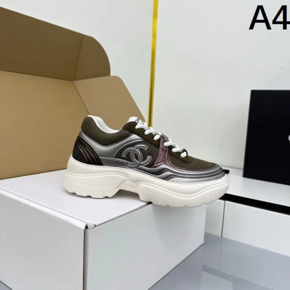 2025FW 洗練チェックが映える CHANEL シャネル 秋冬カジュアルシューズ 商品画像 4