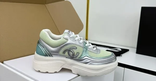 2025FW 洗練チェックが映える CHANEL シャネル 秋冬カジュアルシューズ 商品画像 12