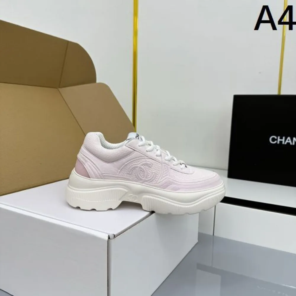 2025FW 注目度抜群の旬スタイル CHANEL シャネル カジュアルシューズ 商品画像 4