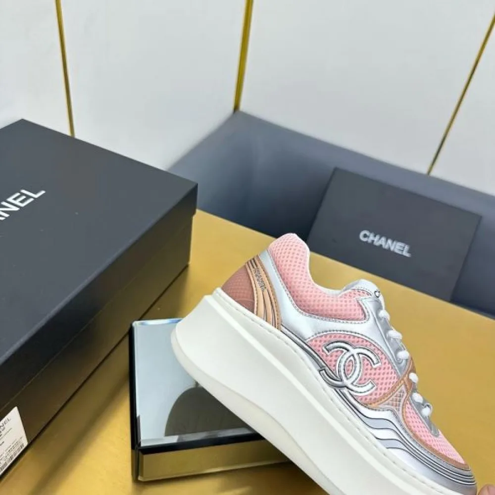 2025FW 新品続々で安定人気 CHANEL シャネル カジュアルシューズ 商品画像 8