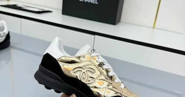 2025FW デイリーに使える万能 CHANEL シャネル カジュアルシューズ 商品画像 11