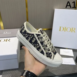 2025SS DIOR ディオール 春夏の定番新品 レディース用 カジュアルシューズ 商品画像 1