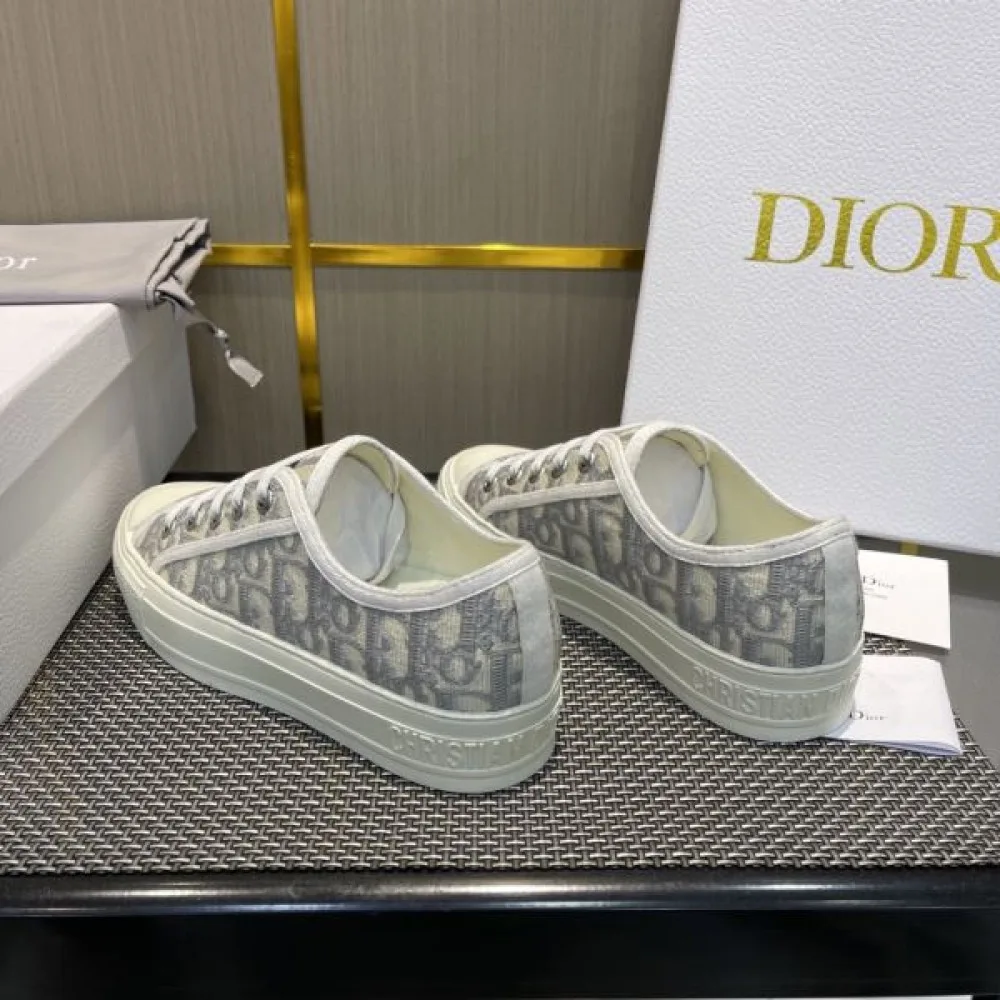 2025SS DIOR ディオール 春夏の定番新品 レディース用 カジュアルシューズ 商品画像 6