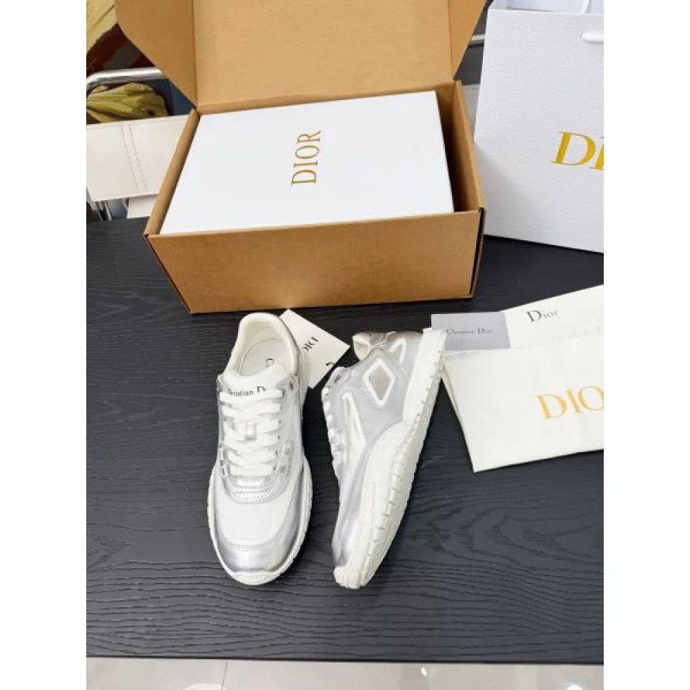 2025FW 秋冬新作で高評価 DIOR ディオール カジュアルシューズ 商品画像 5