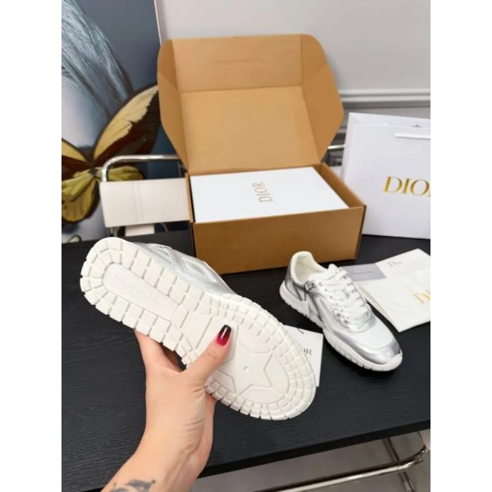 2025FW 秋冬新作で高評価 DIOR ディオール カジュアルシューズ 商品画像 9