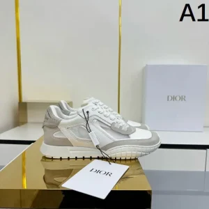 2025FW 再入荷で話題沸騰 DIOR ディオール カジュアルシューズ 商品画像 1