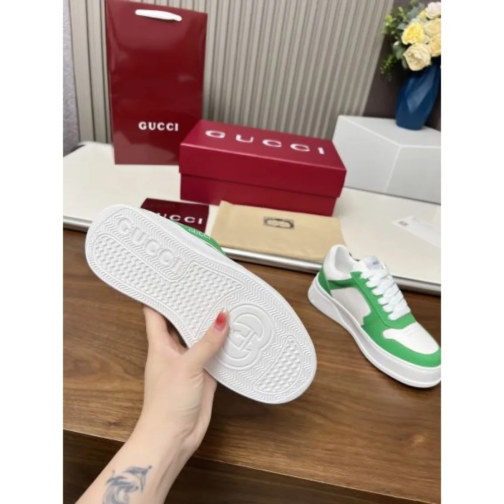 2025SS GUCCI グッチ 春夏期間大活躍 レディース用 カジュアルシューズ 商品画像 10