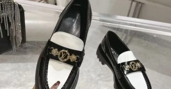 2025SS LOUIS VUITTON ルイヴィトン 定番人気 レディース用 カジュアルシューズ 商品画像 11