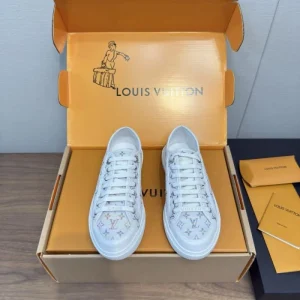 2025FW まとめ買い続出の定番 LOUIS VUITTON ルイヴィトン カジュアルシューズ 商品画像 1