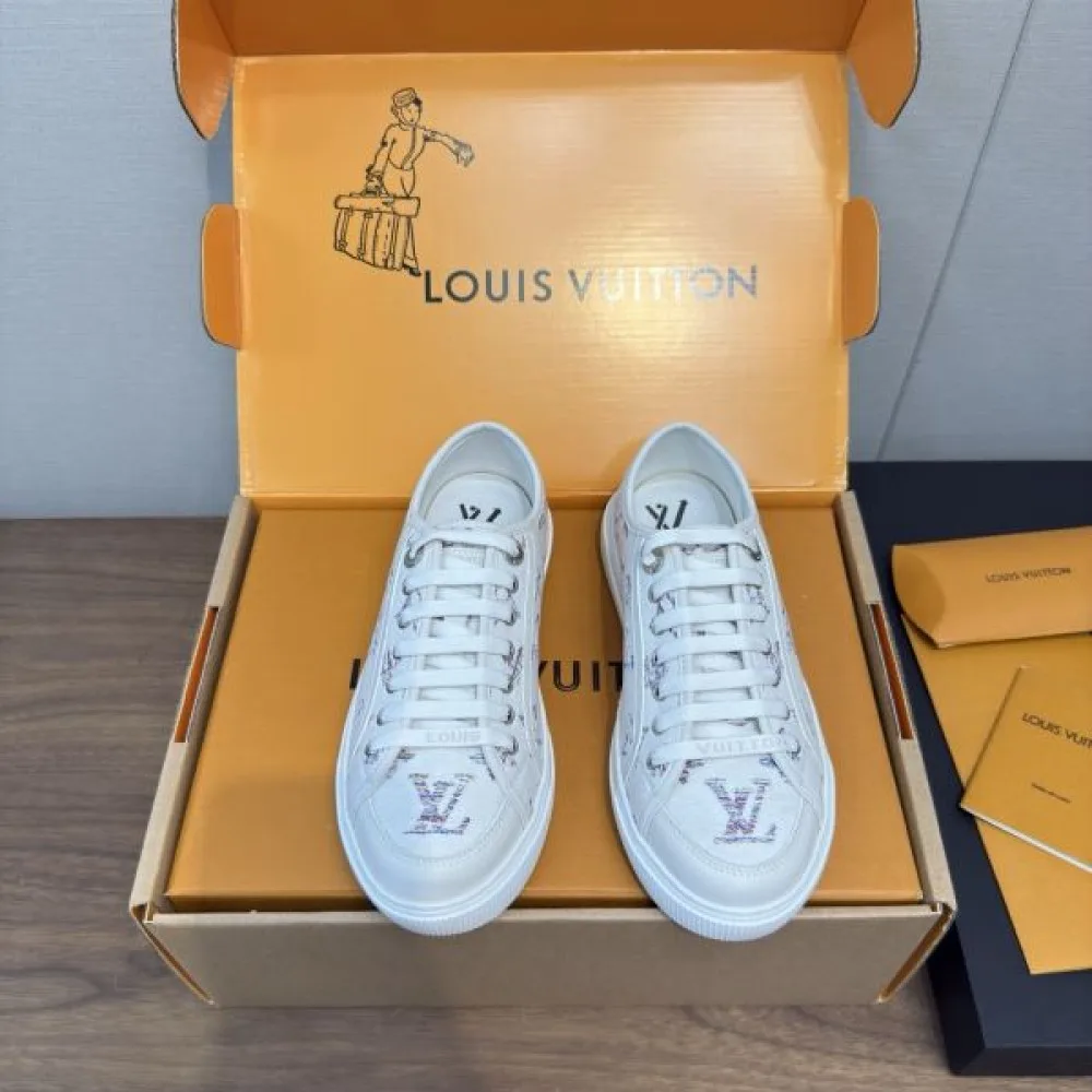 2025FW 視線を集める最新作 LOUIS VUITTON ルイヴィトン カジュアルシューズ 商品画像 1