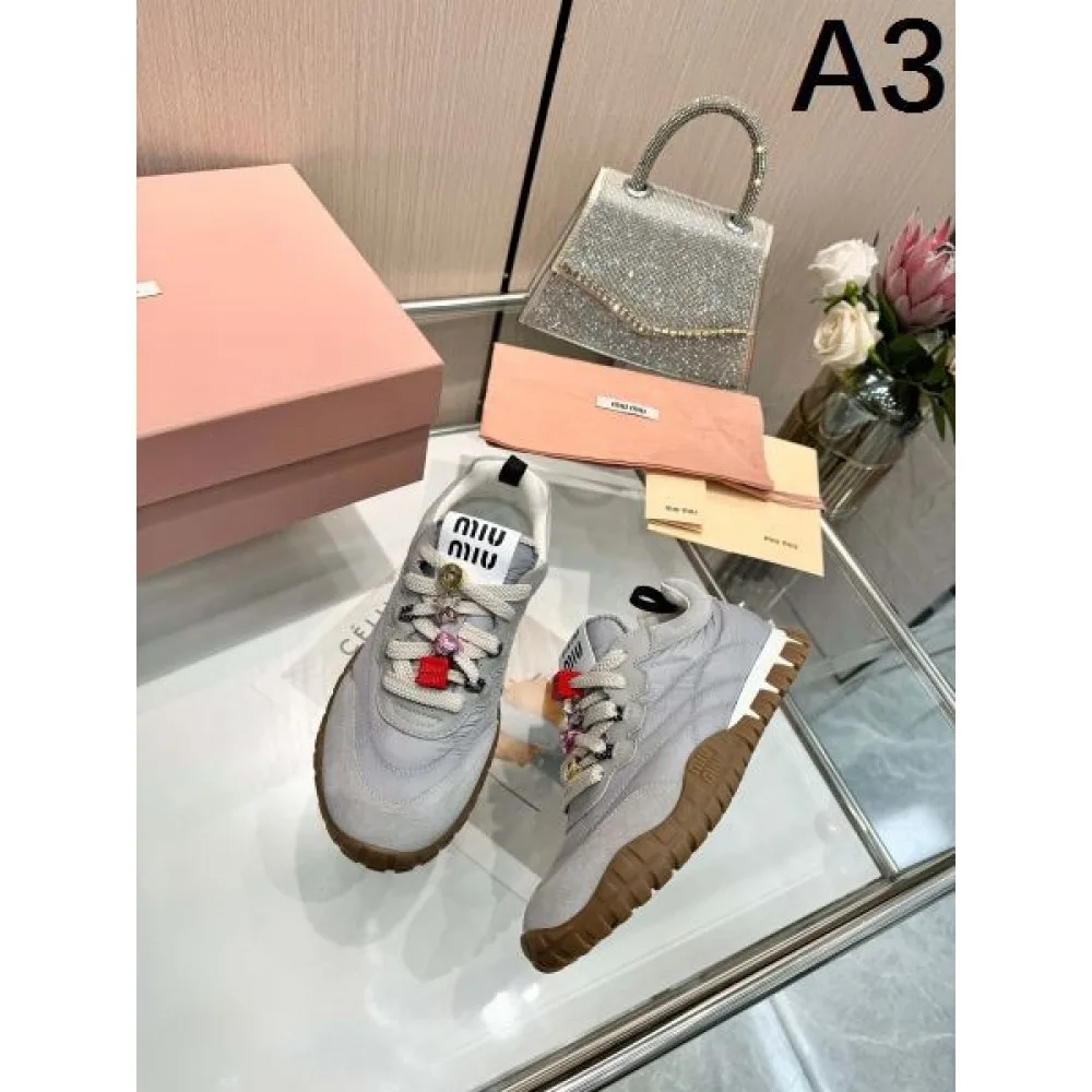 2025SS MIU MIU ミュウミュウ 日本完売 レディース用 カジュアルシューズ 商品画像 3
