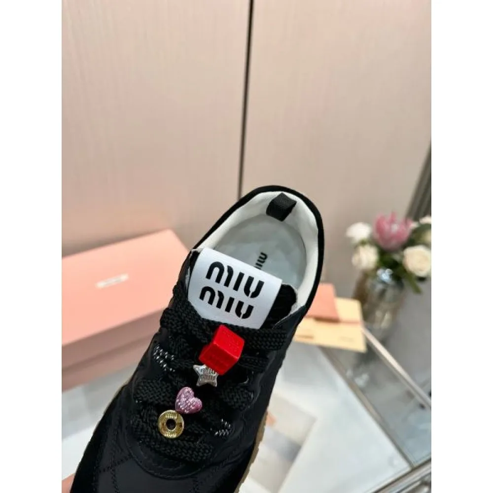 2025SS MIU MIU ミュウミュウ 日本完売 レディース用 カジュアルシューズ 商品画像 8