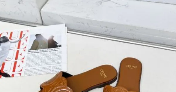 2025SS CELINE セリーヌ おしゃれ上級者に着 レディースサンダル 商品画像 11