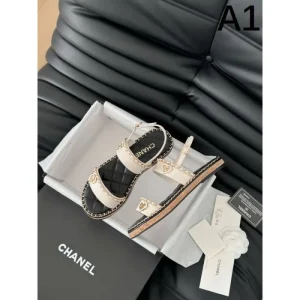 2025SS CHANEL シャネル オンライン限定商品 レディースサンダル 商品画像 1