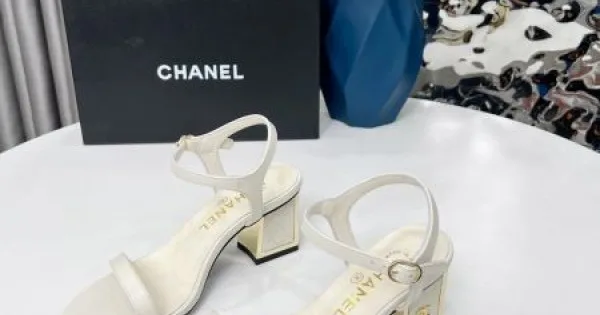 2025SS CHANEL シャネル 印象に残るデザイン レディースサンダル 商品画像 11