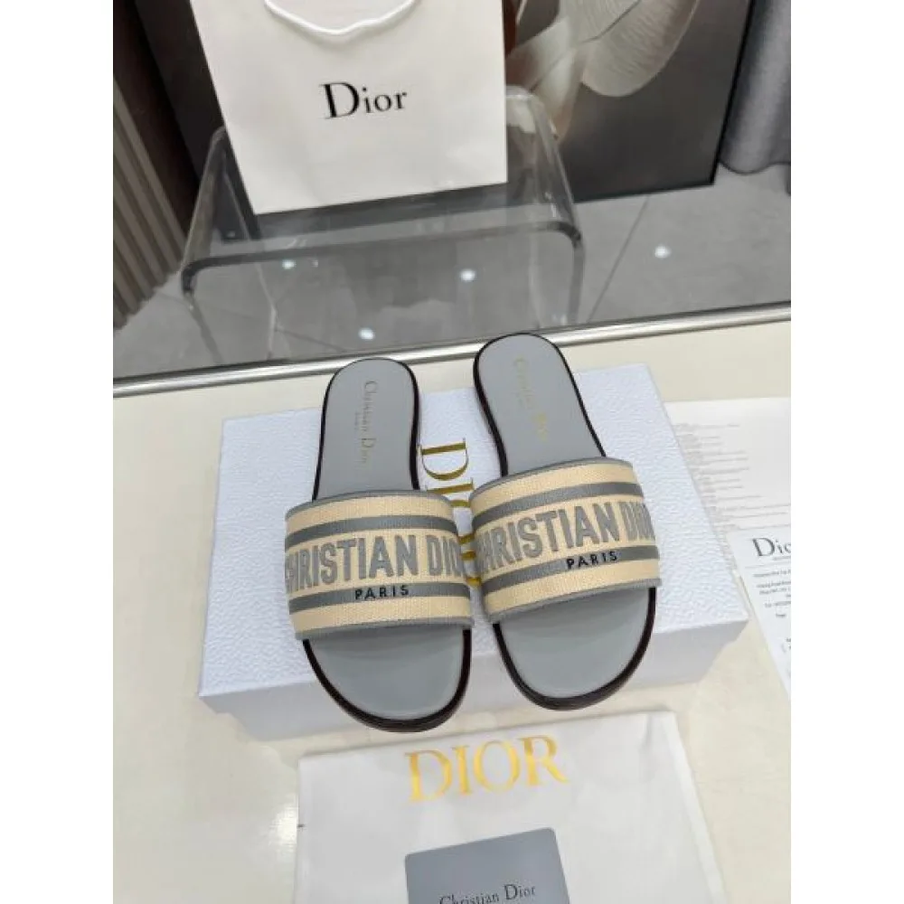 2025SS DIOR ディオール 春夏の最新トレンド レディースサンダル 商品画像 5