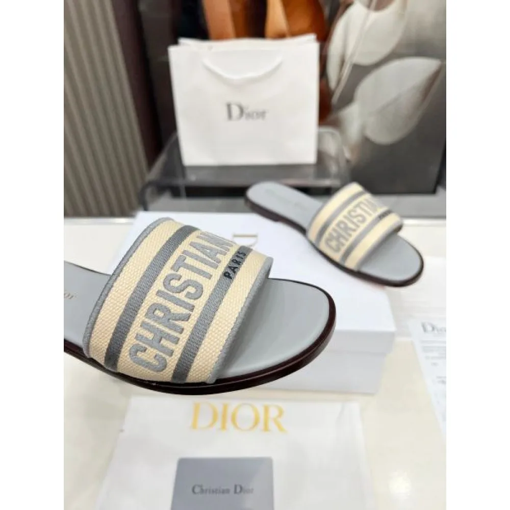 2025SS DIOR ディオール 春夏の最新トレンド レディースサンダル 商品画像 7