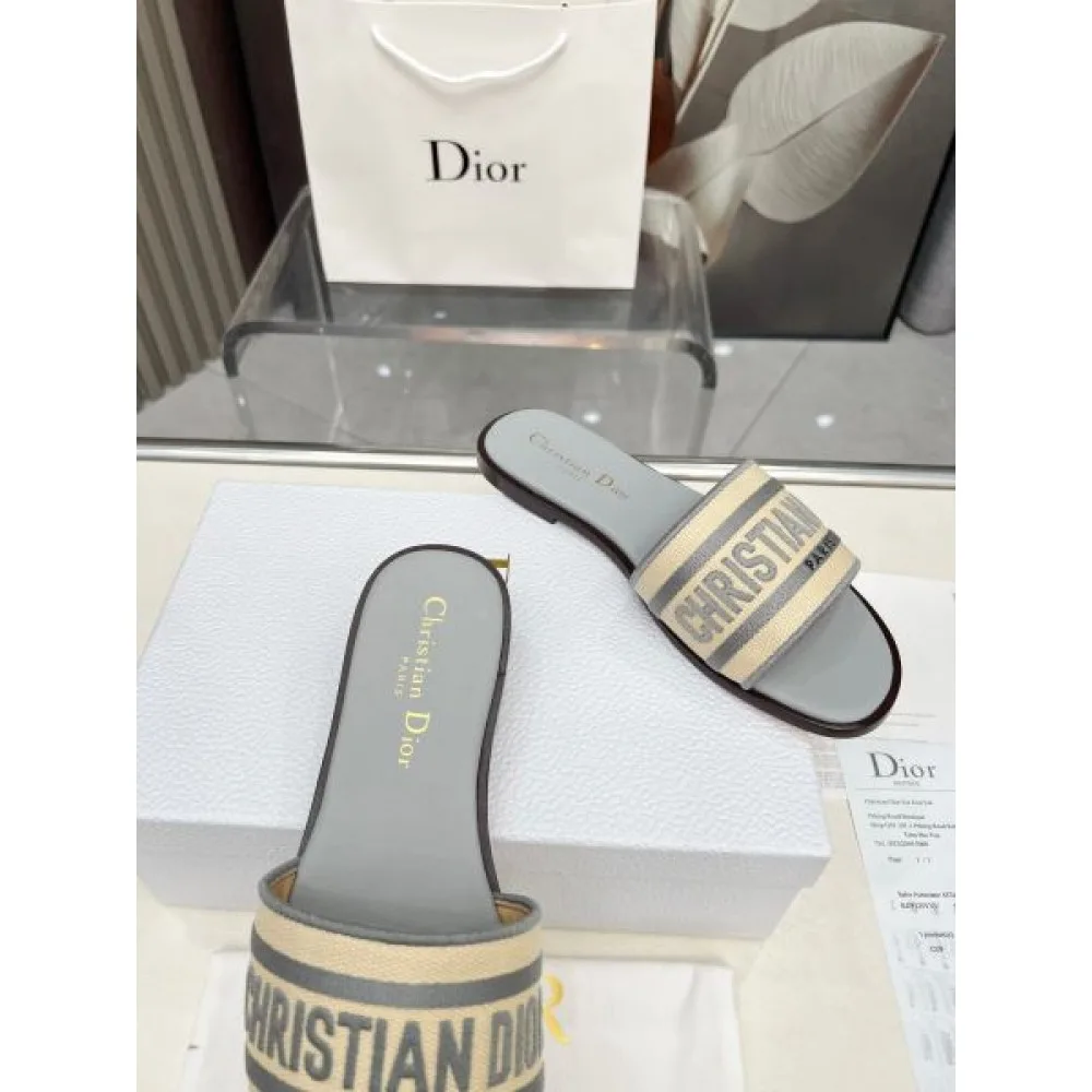 2025SS DIOR ディオール 春夏の最新トレンド レディースサンダル 商品画像 8