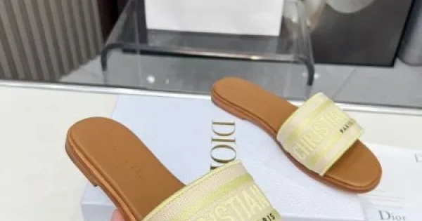 2025SS DIOR ディオール 春夏の最新トレンド レディースサンダル 商品画像 10