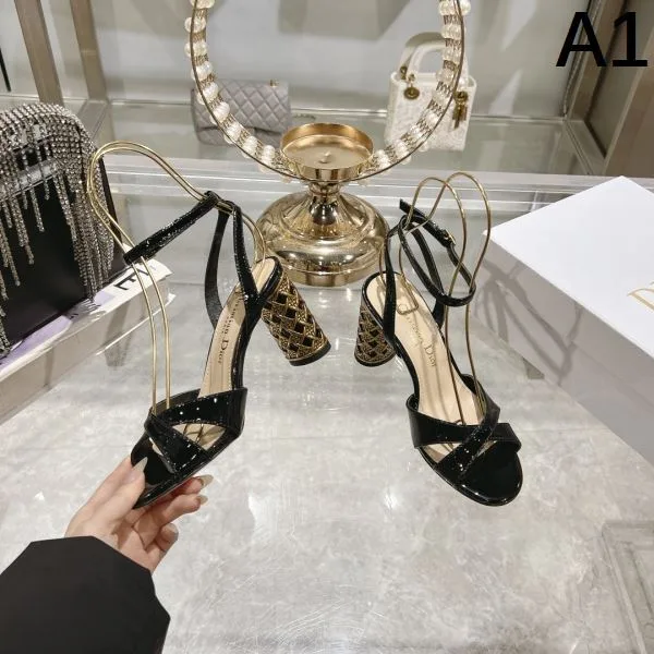 2025SS DIOR ディオール 毎シーズン活躍する レディースサンダル 商品画像 11