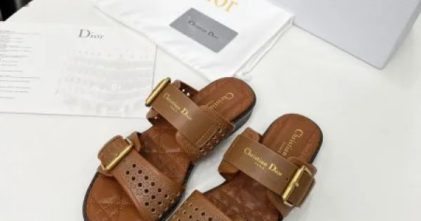 2025SS DIOR ディオール 春夏トレンド先取り レディースサンダル 商品画像 11