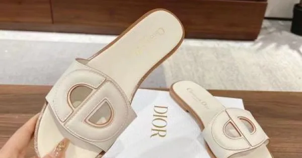 2025SS DIOR ディオール 抜け感や着心地重視 レディースサンダル 商品画像 11