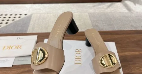2025SS DIOR ディオール 大人感漂う春夏新作 レディースサンダル 商品画像 12