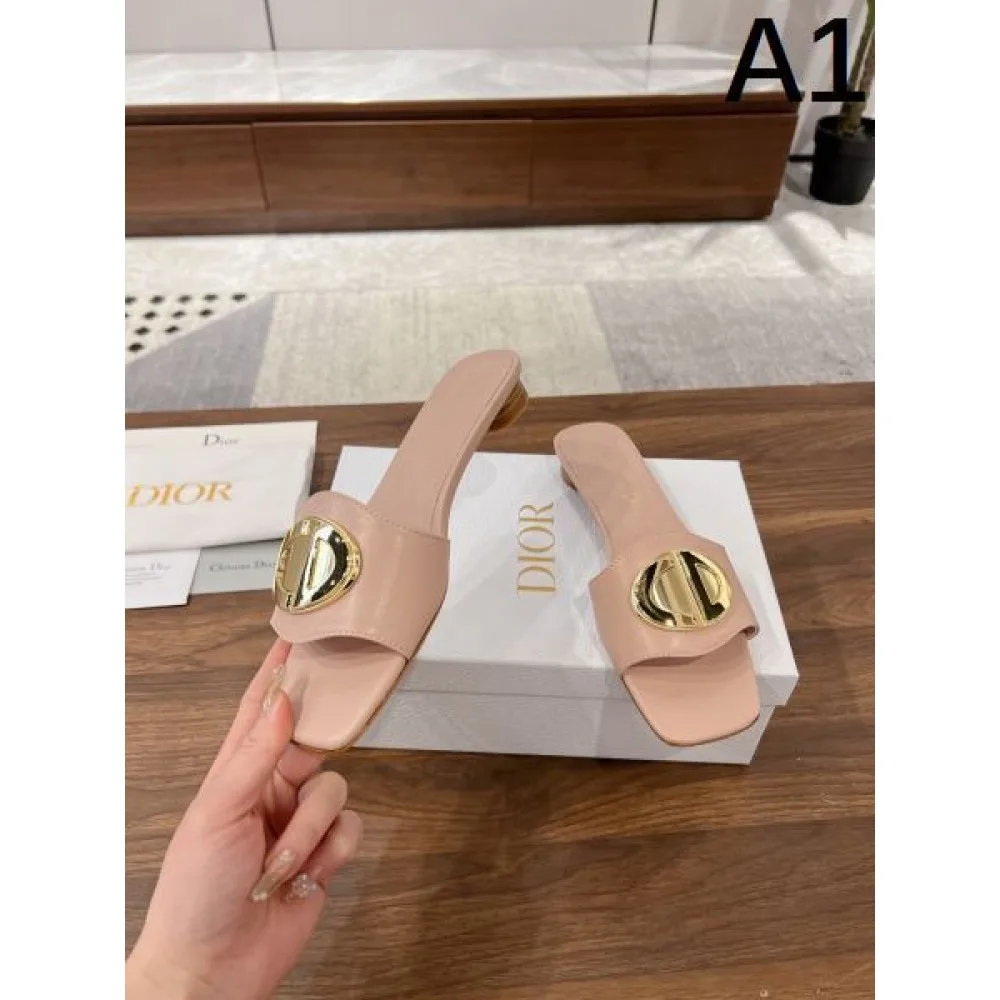 2025SS DIOR ディオール 今年らしい着こなし レディースサンダル 商品画像 1