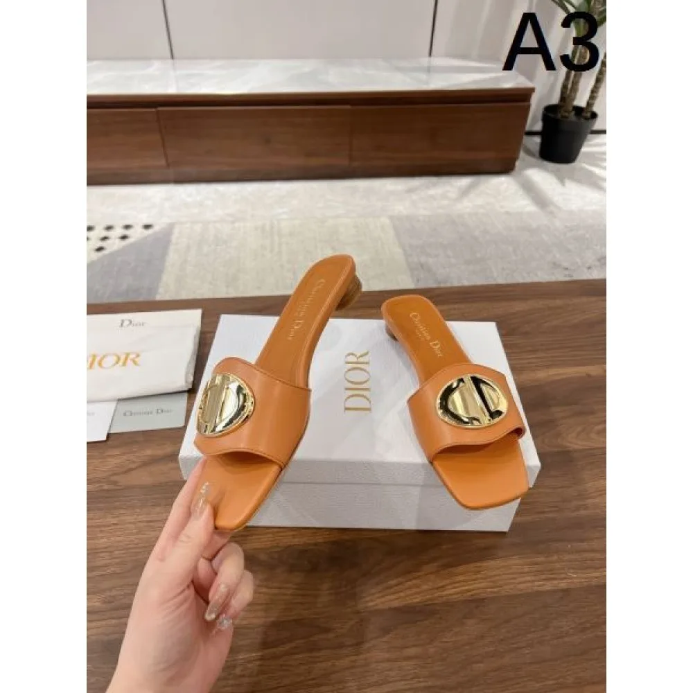 2025SS DIOR ディオール 今年らしい着こなし レディースサンダル 商品画像 3