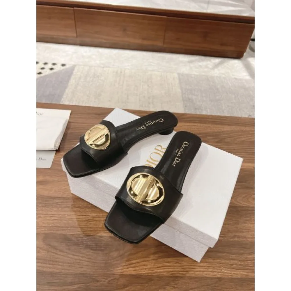 2025SS DIOR ディオール 今年らしい着こなし レディースサンダル 商品画像 6
