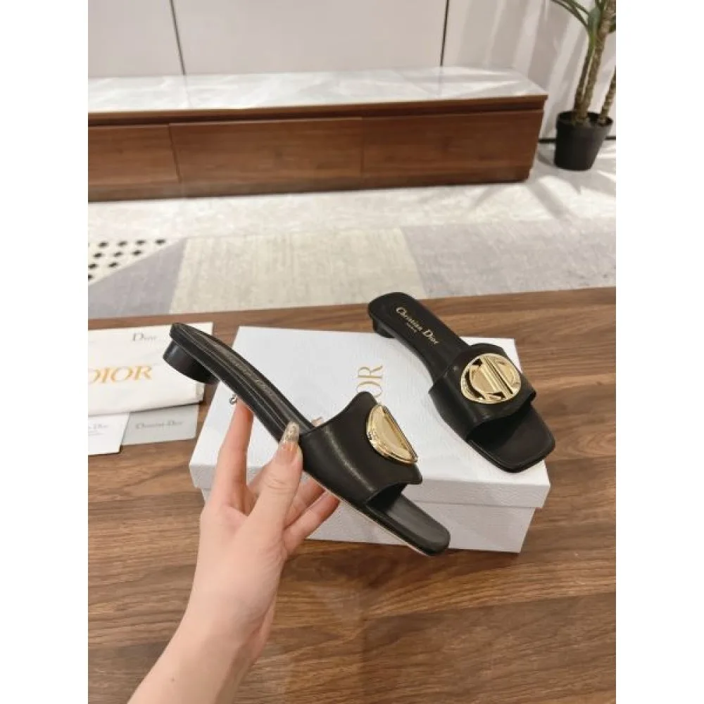 2025SS DIOR ディオール 今年らしい着こなし レディースサンダル 商品画像 7