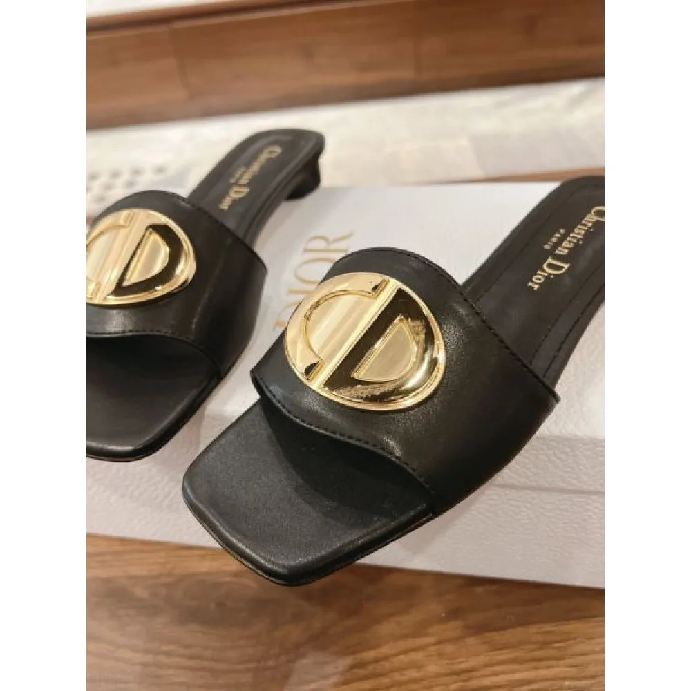 2025SS DIOR ディオール 今年らしい着こなし レディースサンダル 商品画像 8