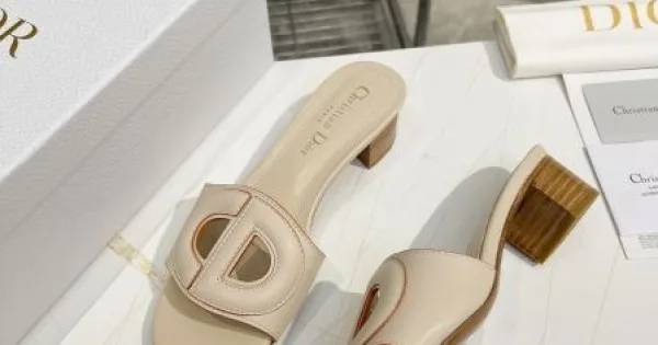 2025SS DIOR ディオール 強くおすすめしたい レディースサンダル 商品画像 11